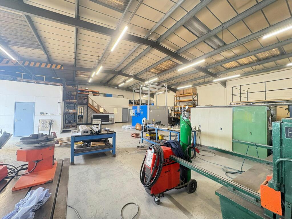 processedF2468E C19610CD2FC53.jpeg