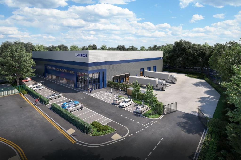 Light industrial facility to lease in Bridge Point, Riverside Way