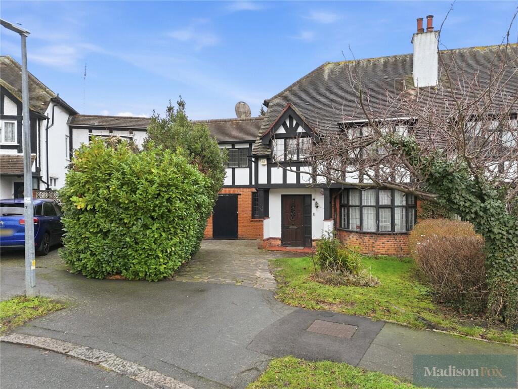 Main image of property: Grange Crescent, Chigwell, IG7