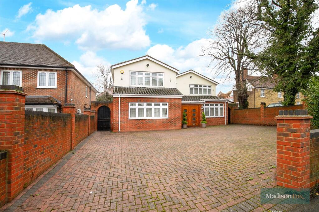 Main image of property: Hainault Road, Chigwell, Essex, IG7