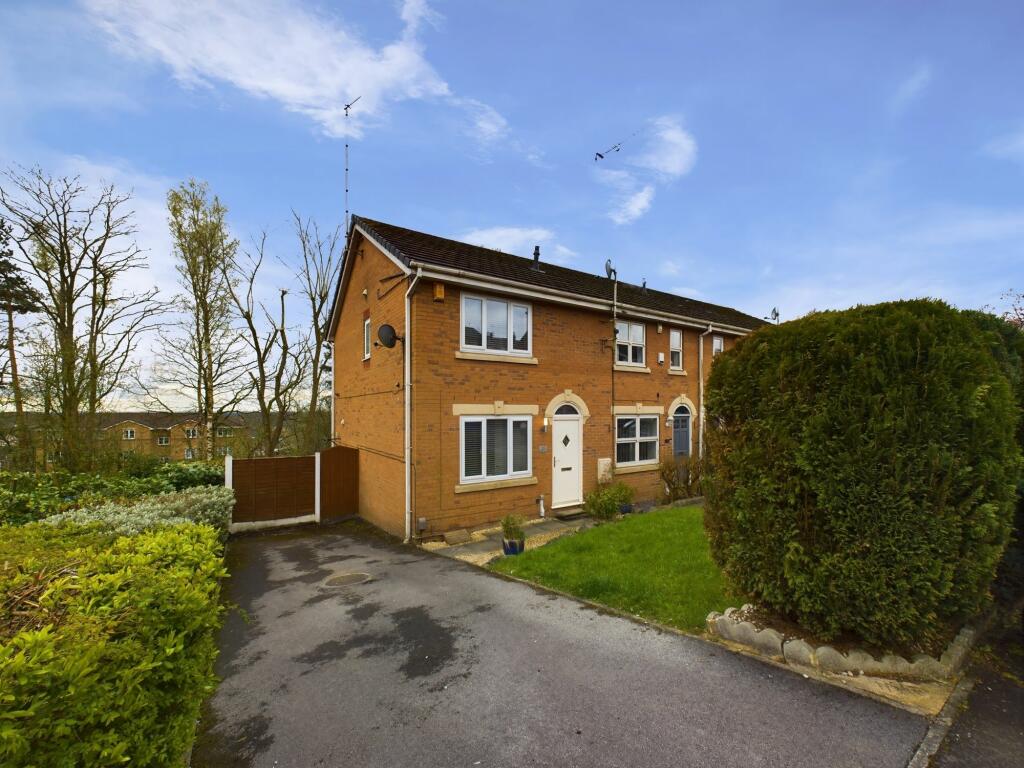 2 bedroom terraced house for sale in Maesbrook Drive, Tyldesley, M29