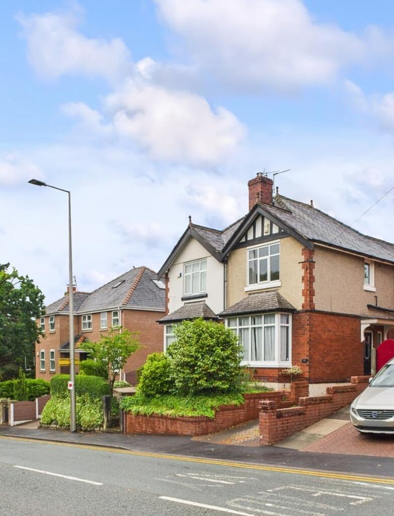 Main image of property: Hough Lane, Tyldesley, M29