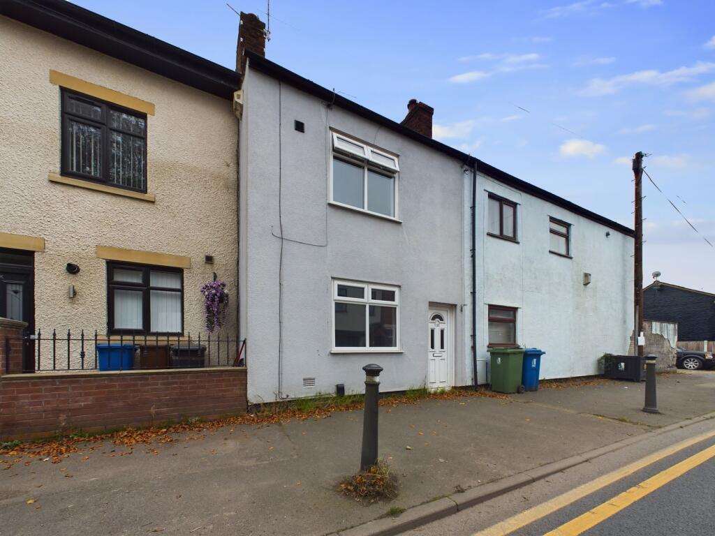 Main image of property: Higher Green Lane, Tyldesley, M29