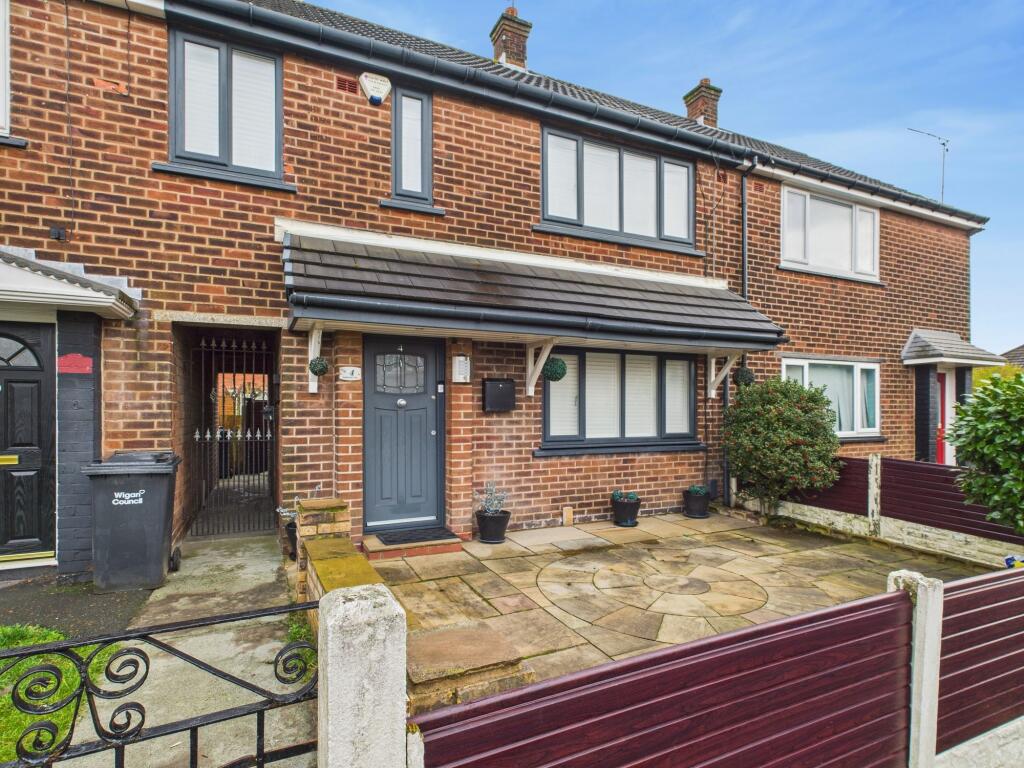 Main image of property: Somerset Avenue, Tyldesley, M29