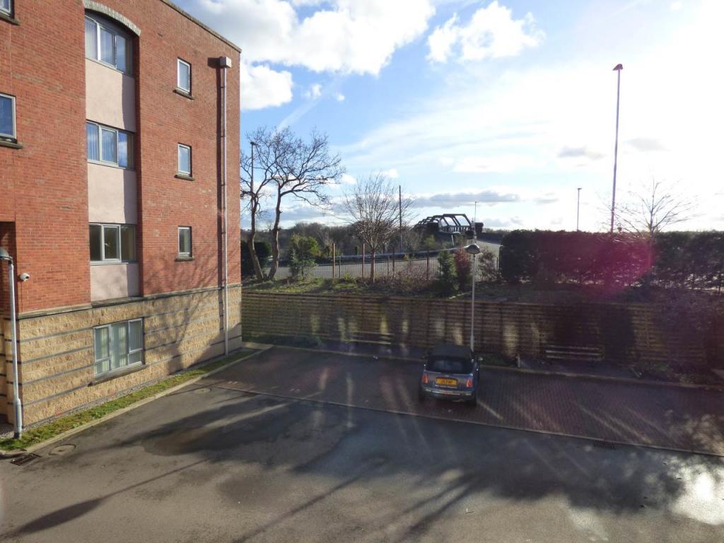 2 bedroom flat for sale in Cantilever Gardens, Station Road, Latchford, WA4