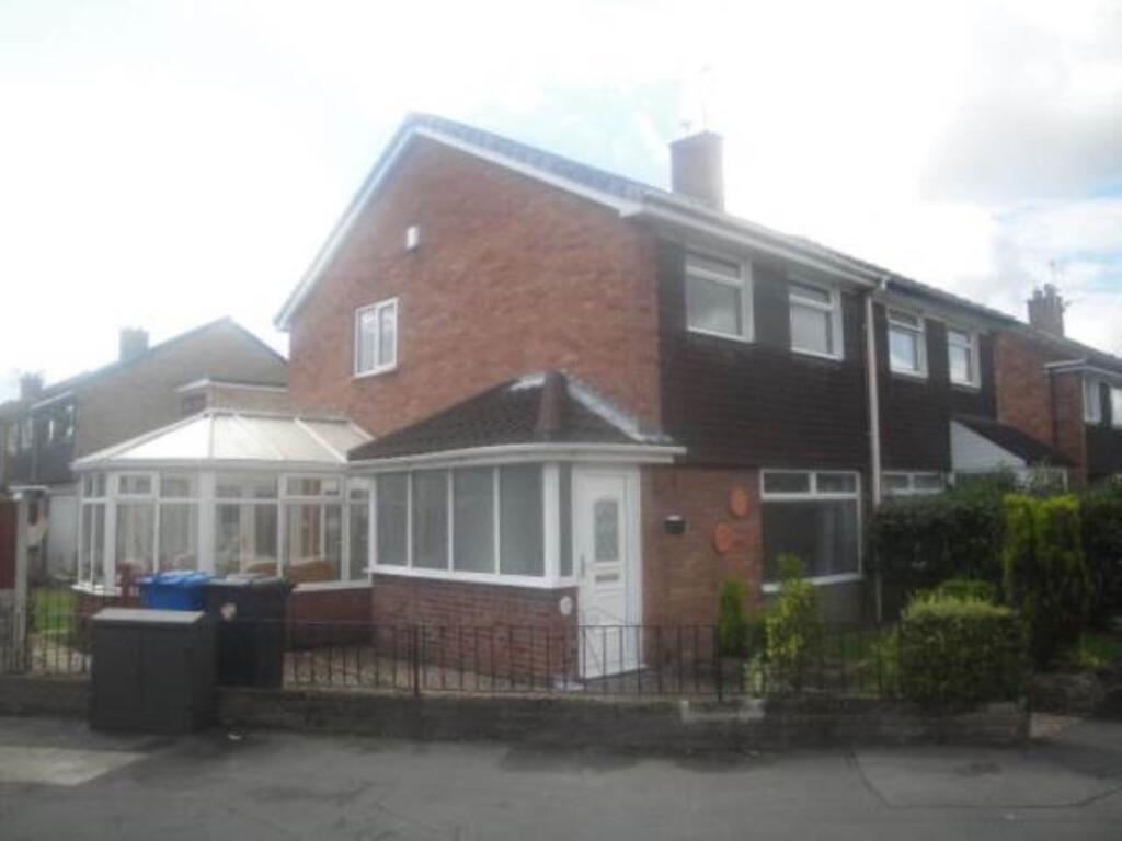 3 bedroom semi-detached house for sale in Kintore Drive, Warrington, Cheshire, WA5