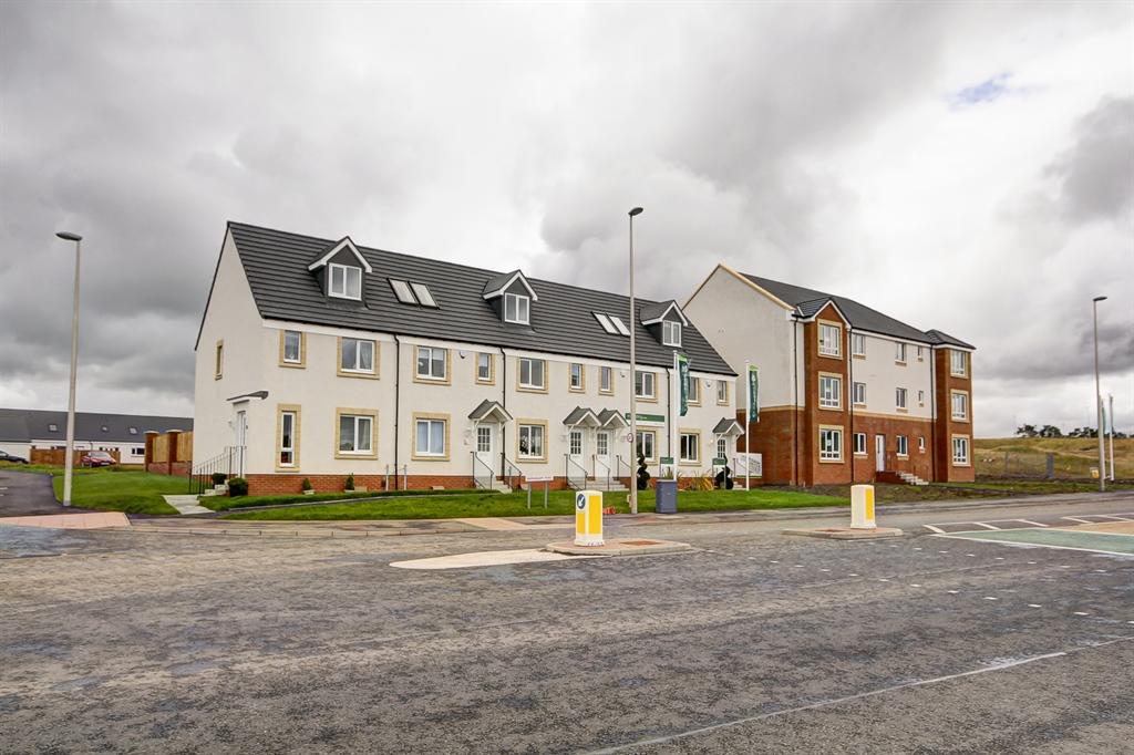 3 bedroom terraced house for sale in Farmhill Place, Saltcoats, KA21