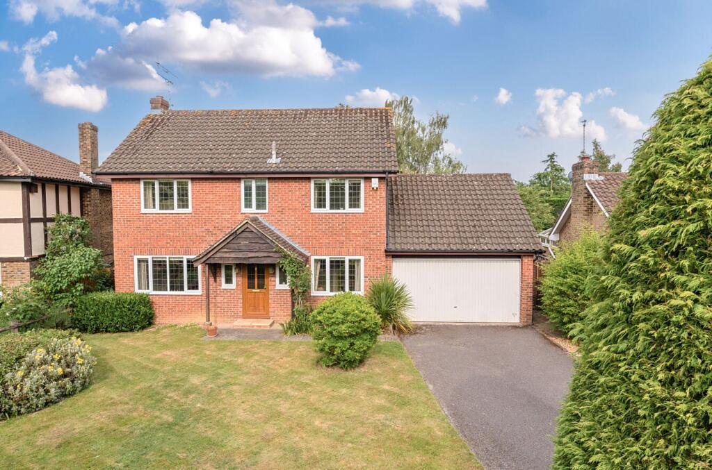 Main image of property: Newhurst Gardens, Warfield, RG42