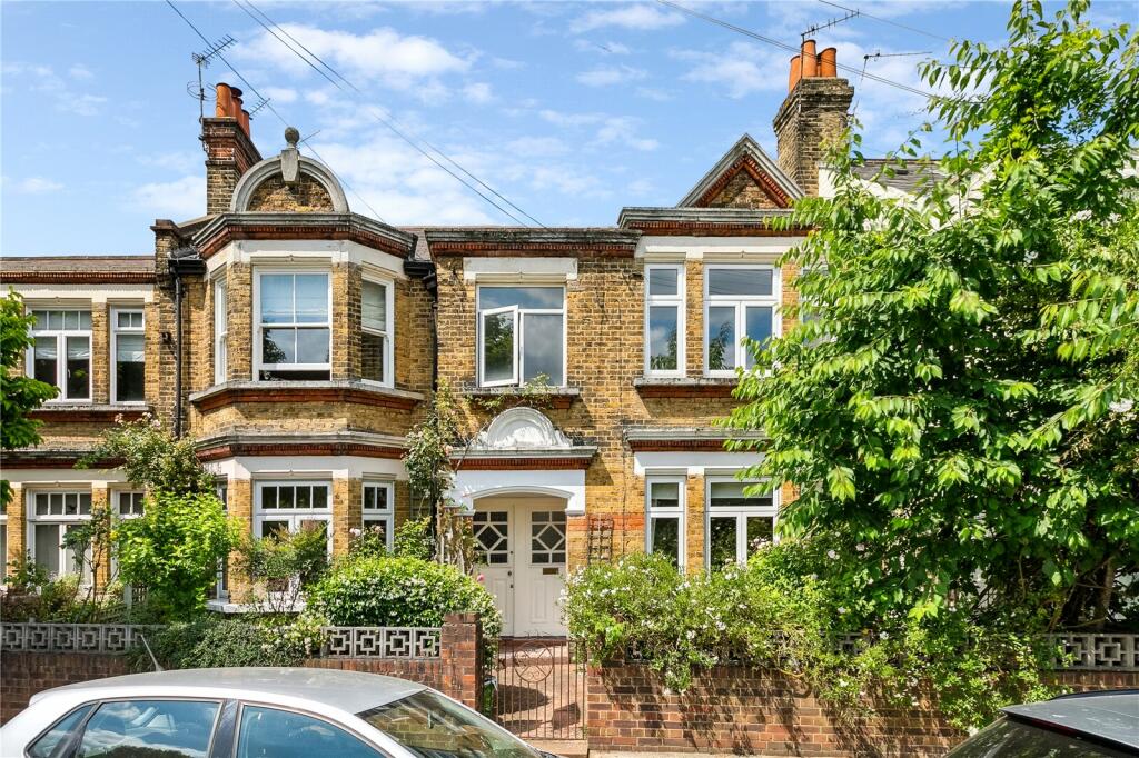 Main image of property: North Worple Way, Mortlake, SW14