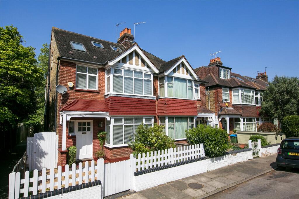 Main image of property: The Byeway, East Sheen, SW14