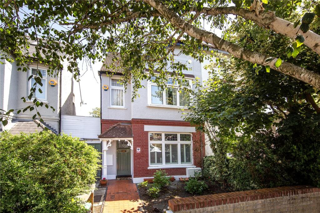 Main image of property: Shalstone Road, East Sheen, SW14