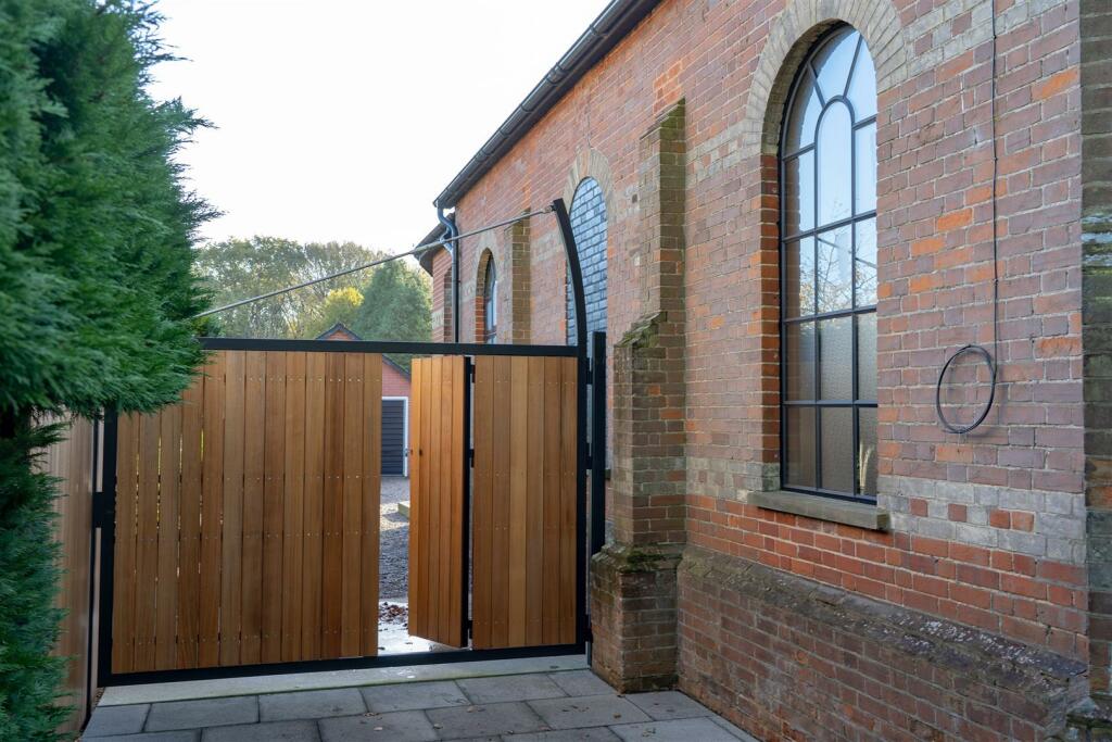 Additional property image - The Old Chapel, Heath Road, Polstead Heath