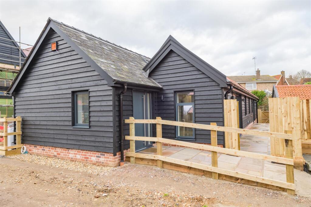 Additional property image - The Black Barn, Coppins Yard, Colne Engaine