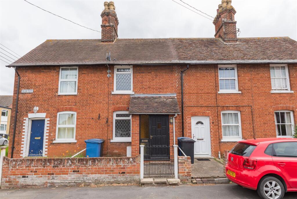 Main image of property: New Cut, Hadleigh