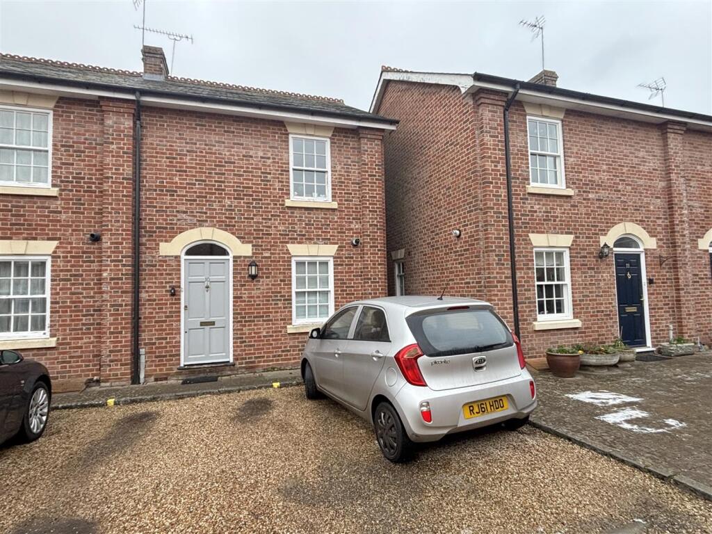 Main image of property: Lion Court, Hadleigh
