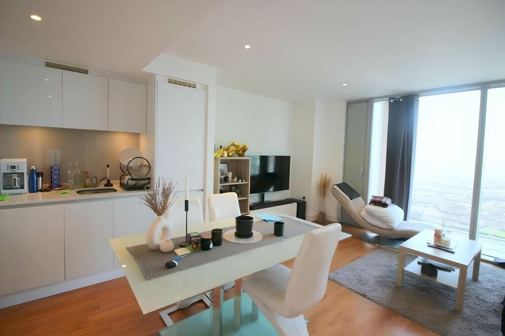 1 bedroom flat for rent in Marsh Wall, London, E14 9EG, E14