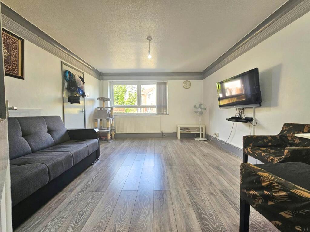 Main image of property: Warren Gardens, Stratford, E15