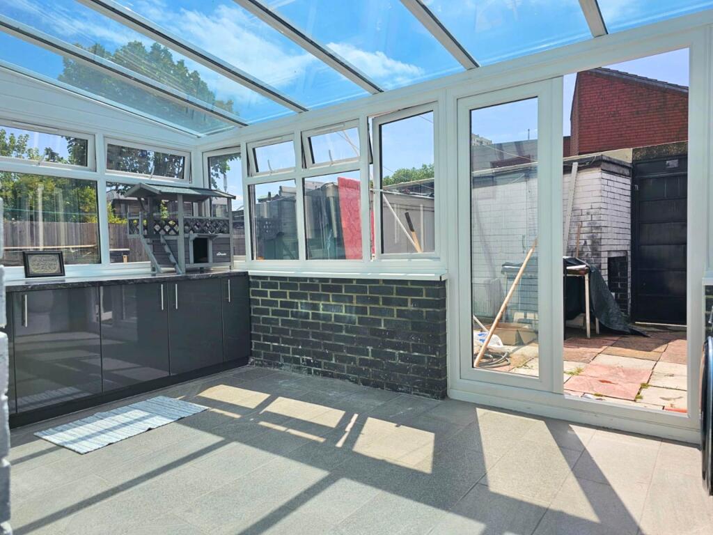 Main image of property: Warren Gardens, Stratford, E15