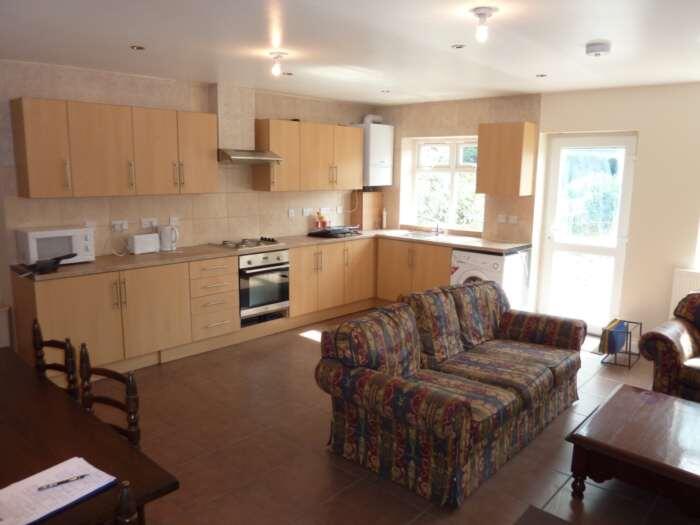 Main image of property: Eastern Avenue, University Area