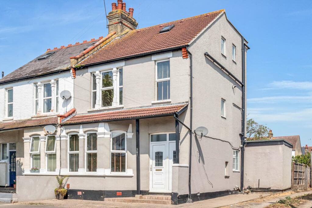 Main image of property: South Avenue, Southend-on-Sea, SS2