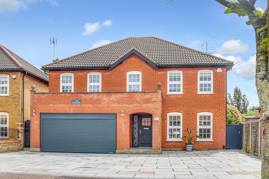 Main image of property: Bishopsteignton, Shoeburyness, SS3