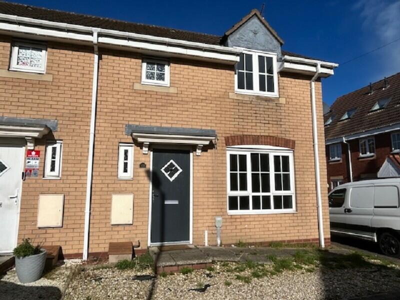 3 bedroom semi-detached house for sale in Acasta Way, Hull, East Riding of Yorkshire. HU9 5SE, HU9