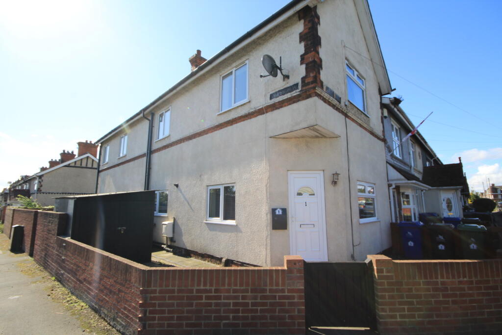 Main image of property: Pelham Road, Immingham, Lincolnshire, DN40