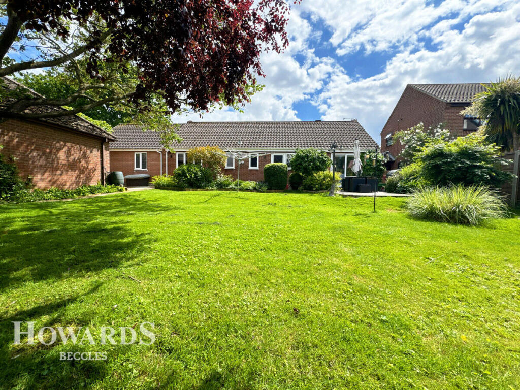 Main image of property: Vale Road, Thurton