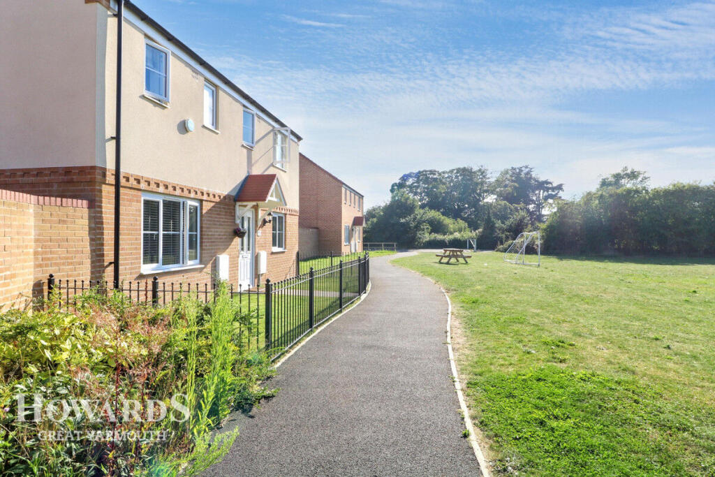 Main image of property: Yarmouth Road, Ormesby