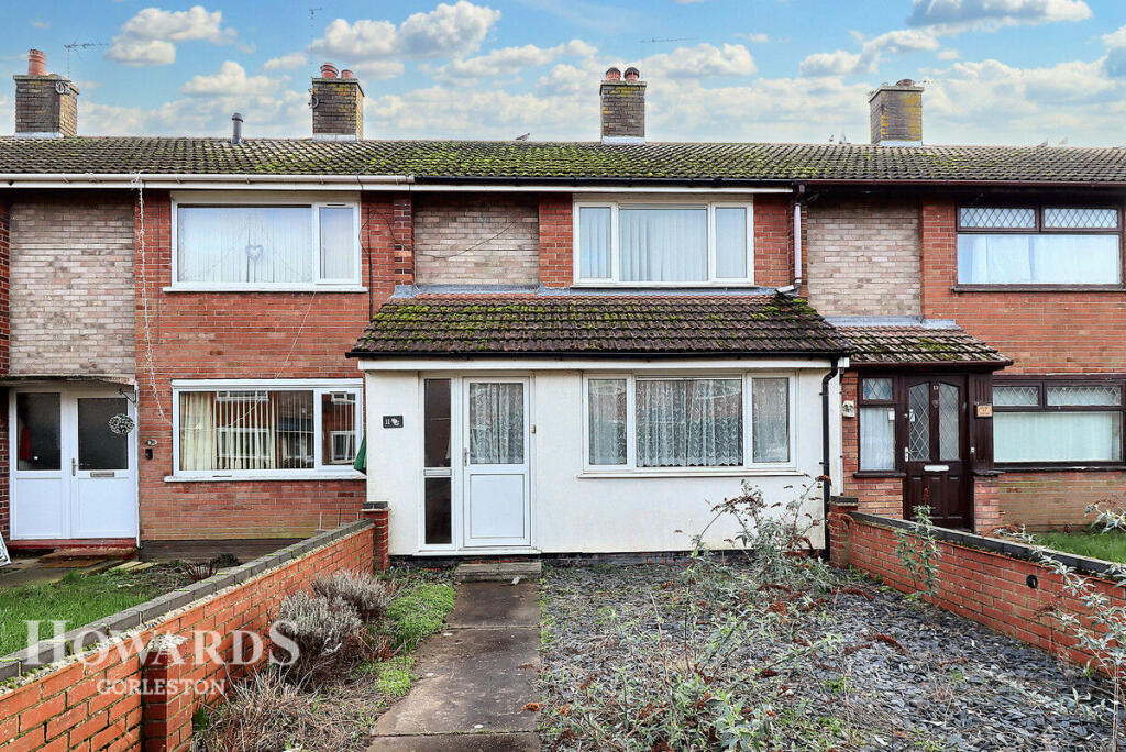 2 bedroom terraced house for sale in Granta Way, Gorleston, NR31