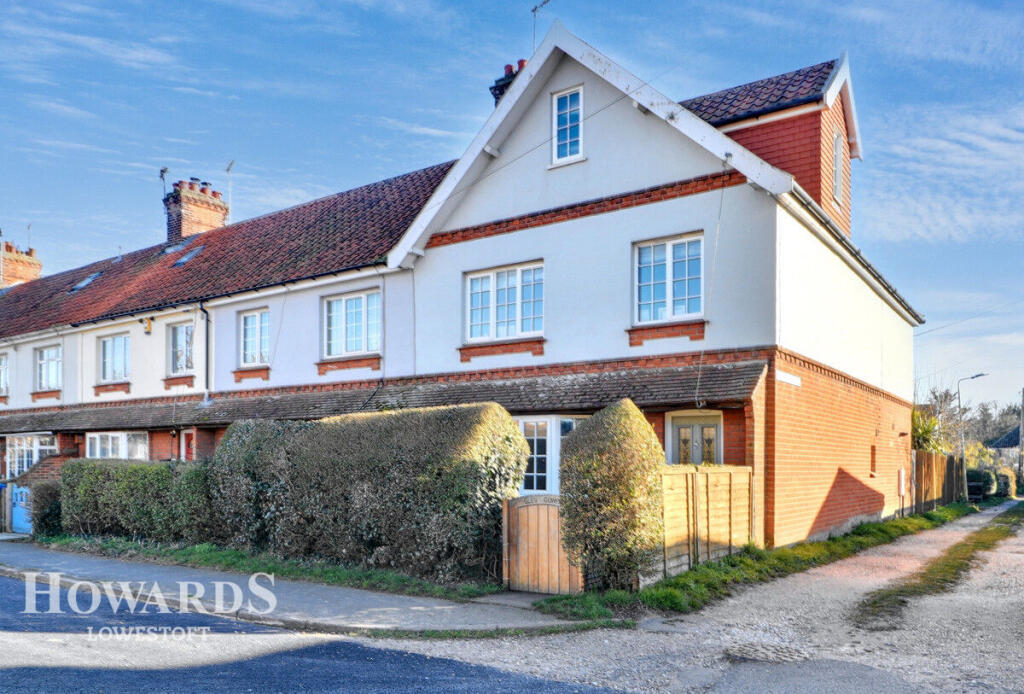 Main image of property: Mount Pleasant, Reydon