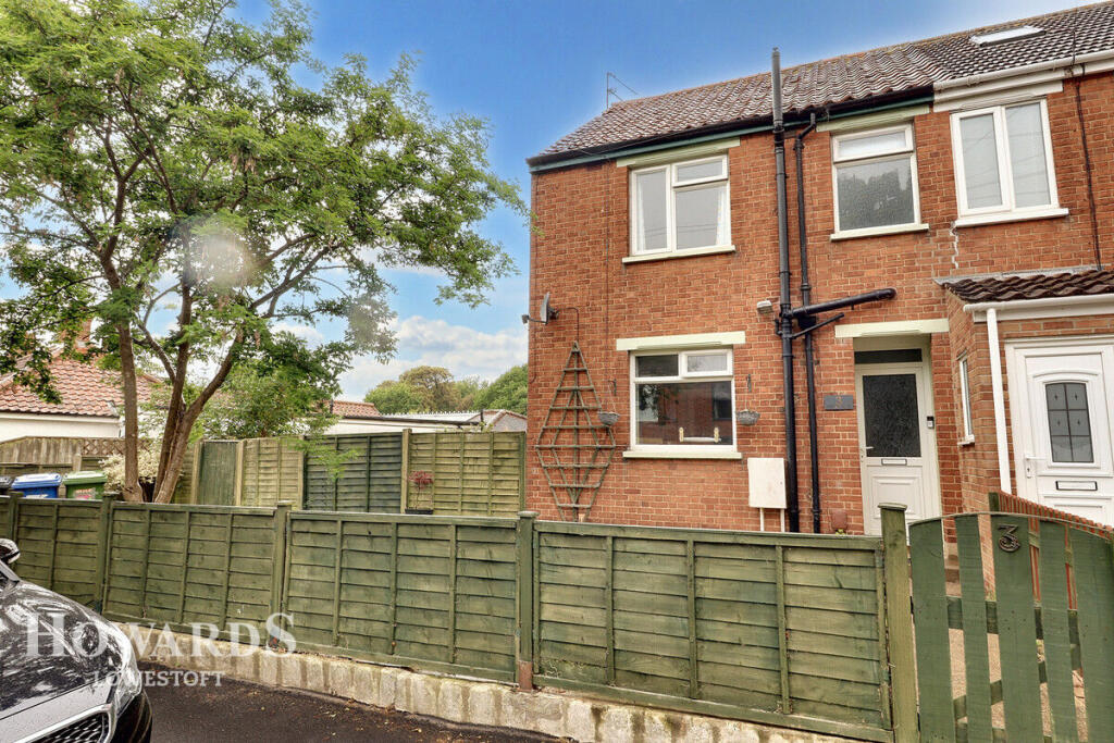 Main image of property: Somerton Avenue, Lowestoft