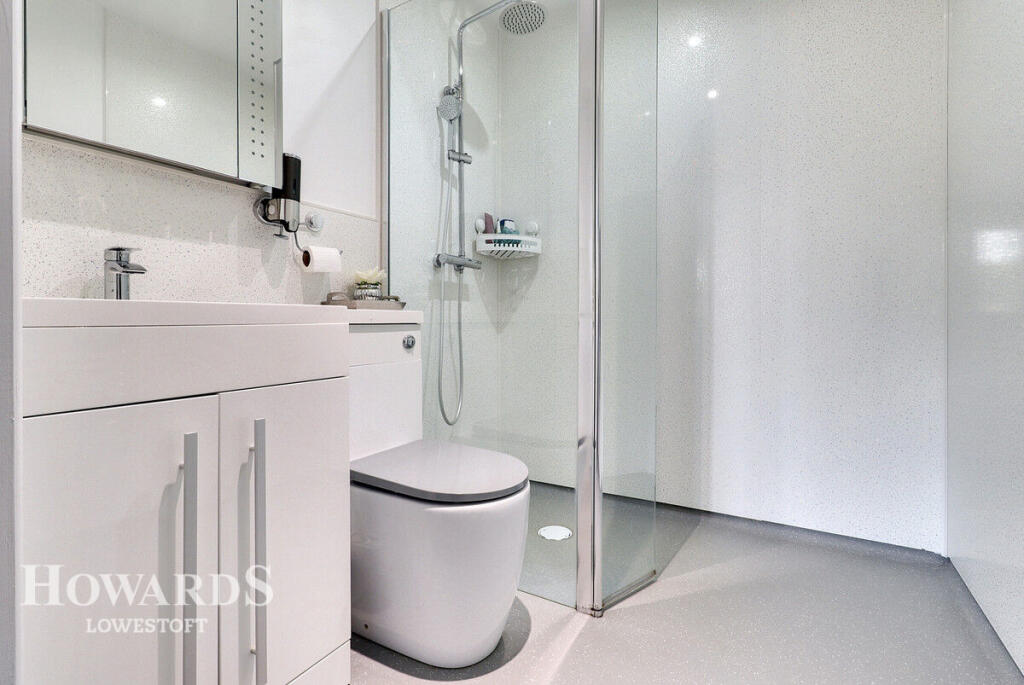 Main image of property: Chestnut Avenue, Oulton Broad