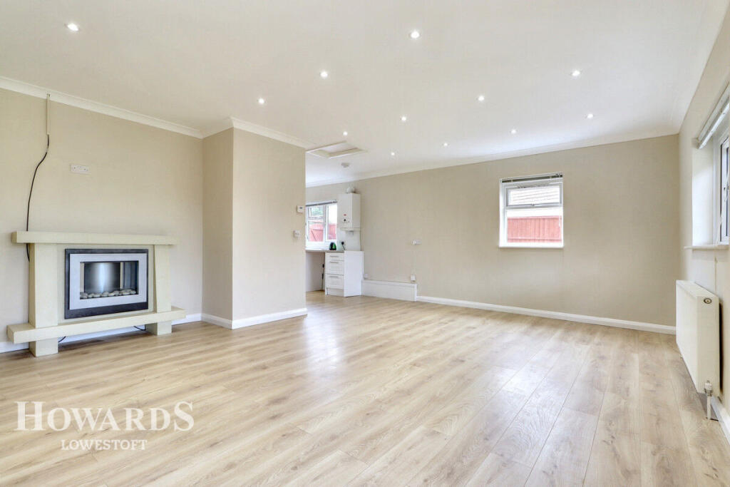 Main image of property: Homefield Avenue, Lowestoft