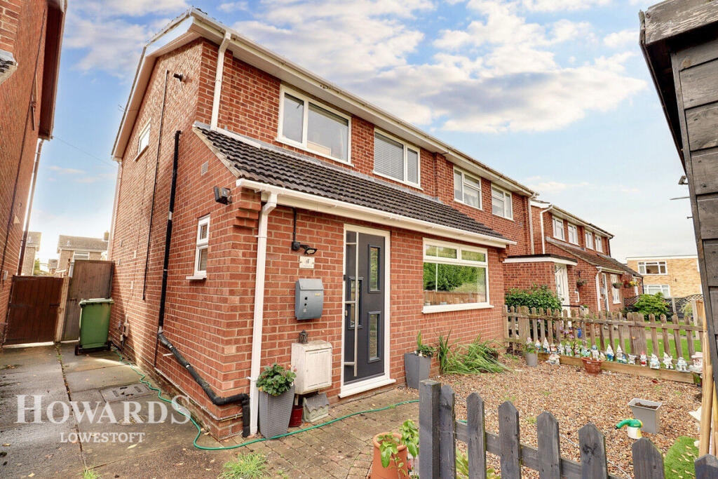 Main image of property: Roydon Way, Oulton Broad