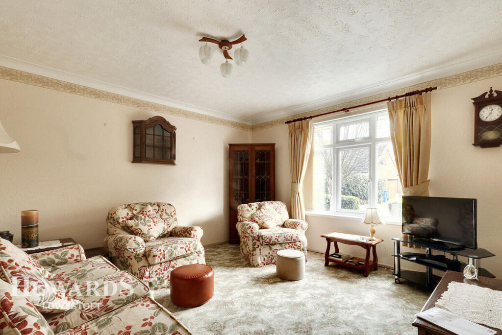 Main image of property: Oatlands Close, Lowestoft