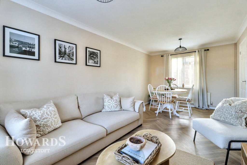 Main image of property: Rozlyne Close, Lowestoft