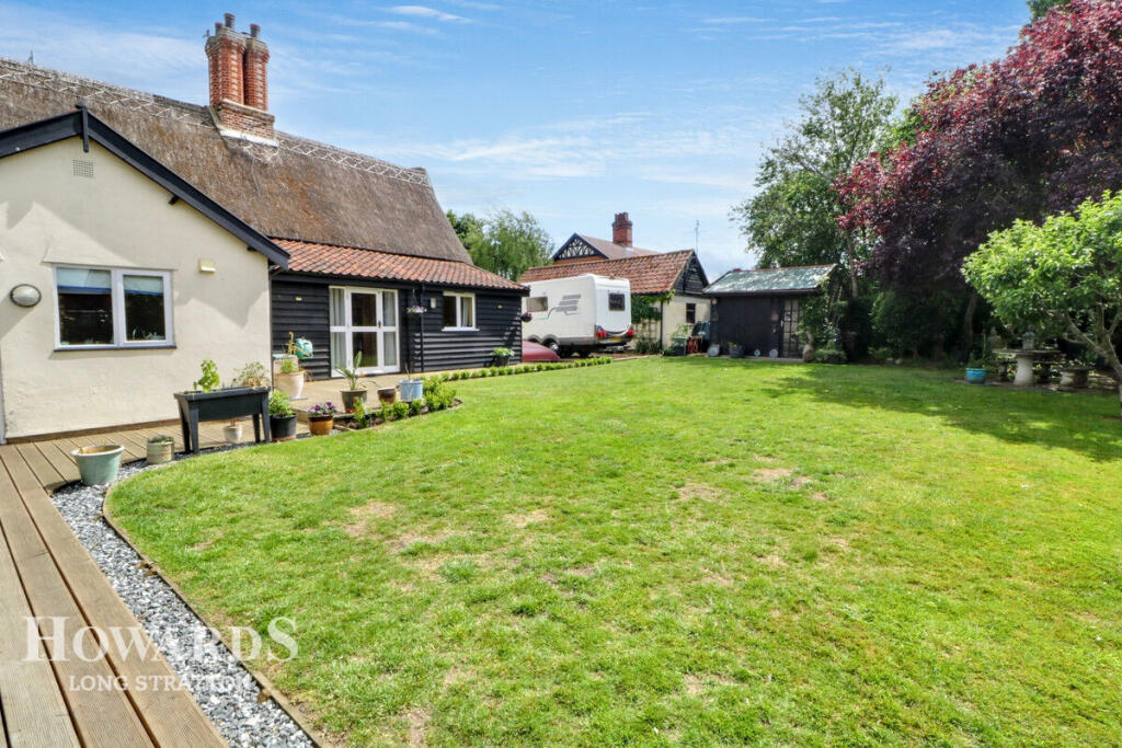 Main image of property: Norwich Road, Long Stratton