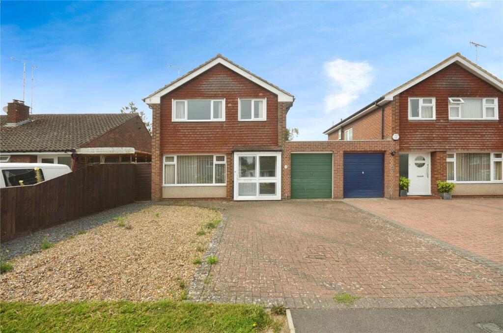 Main image of property: Broughton Avenue, Aylesbury, Buckinghamshire