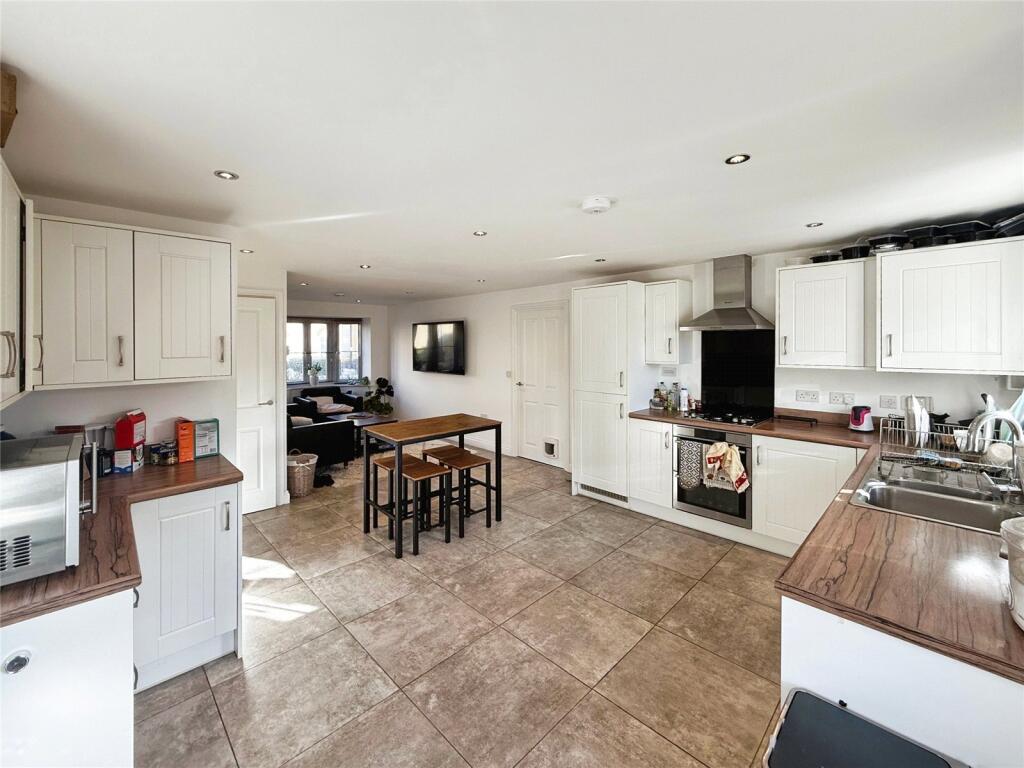 Main image of property: Whitelands Way, Bicester, Oxfordshire