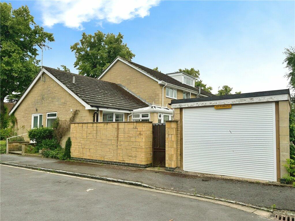2 bedroom bungalow for sale in The Limes, Stratton Audley, Bicester, OX27