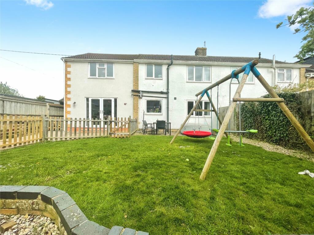 4 bedroom semidetached house for sale in Rutten Lane, Yarnton