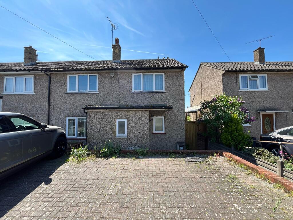 Main image of property: Belsize Road, Luton, LU4
