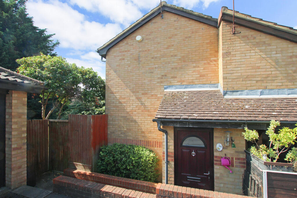 Main image of property: Coverdale, Luton, LU4
