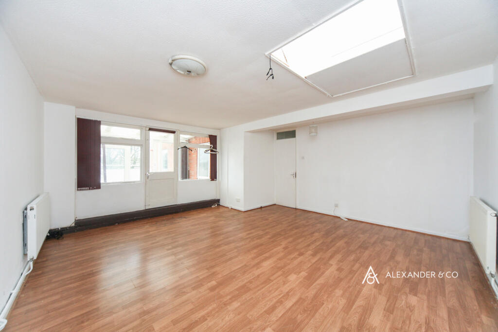 Main image of property: Neptune Square, Houghton Regis, Dunstable, LU5