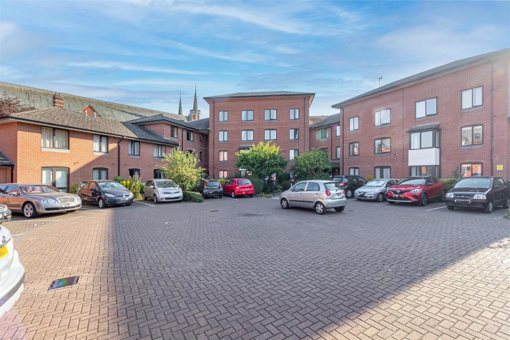 1 bedroom retirement property for sale in St. Georges Lane North, Worcester, WR1