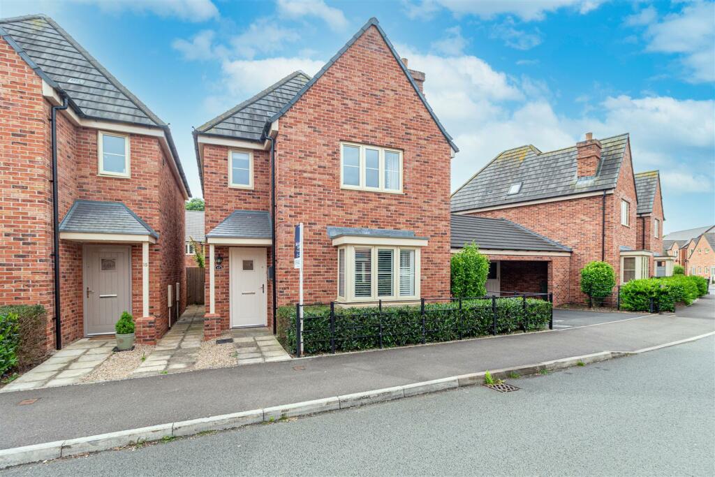 3 bedroom house for sale in Cooke Close, Whittington, Worcester, WR5