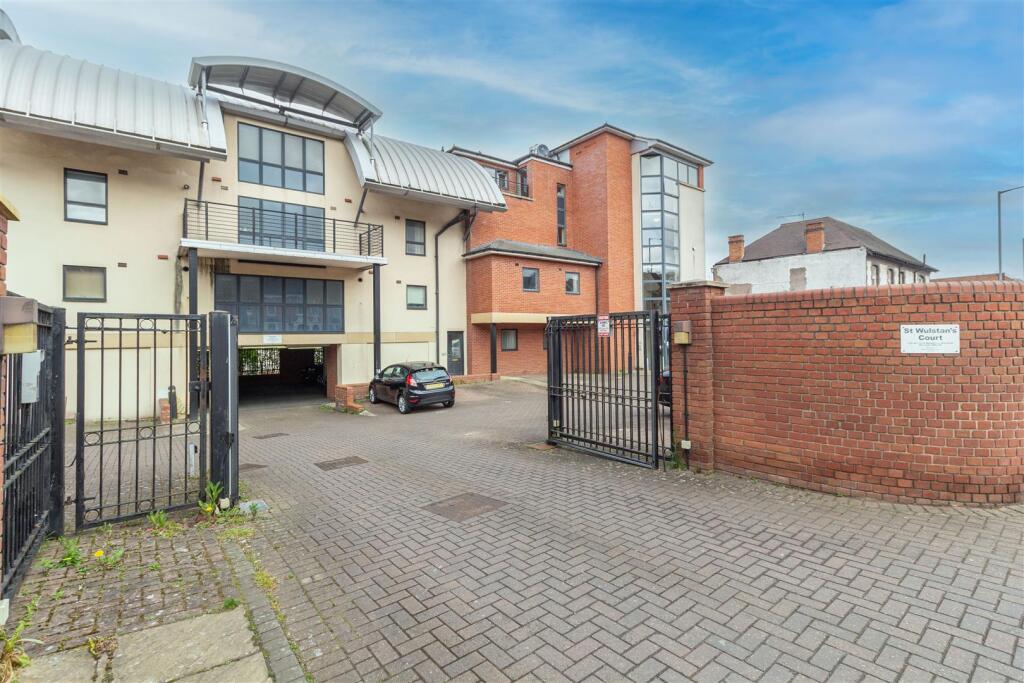 Main image of property: Bath Road, Worcester