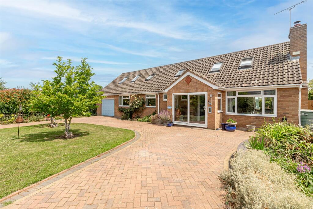 Main image of property: The Green, Pinvin, Pershore