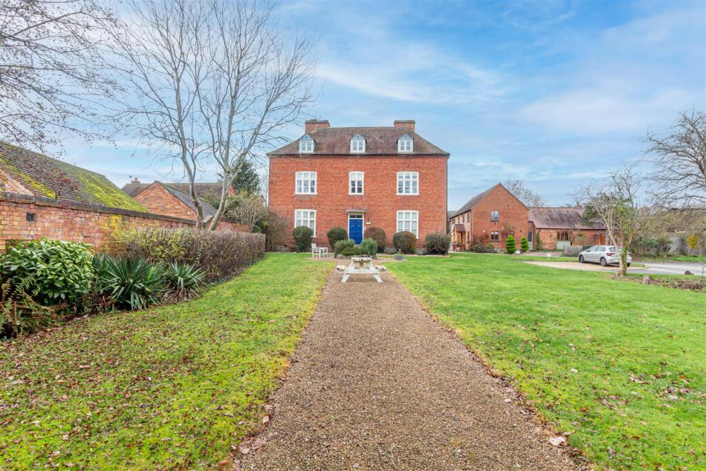 Main image of property: Harrow Croft, Worcester